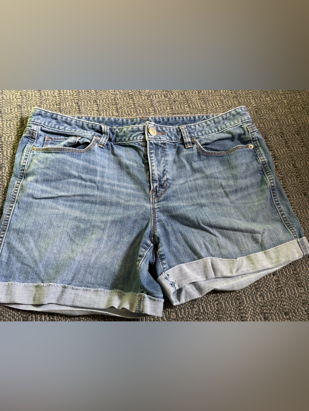 Euc LOFT Women's Jean shorts size 12. Rolled cuff hem.